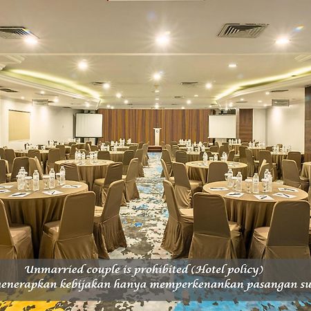 Hotel Gren Alia Cikini Giacarta Esterno foto