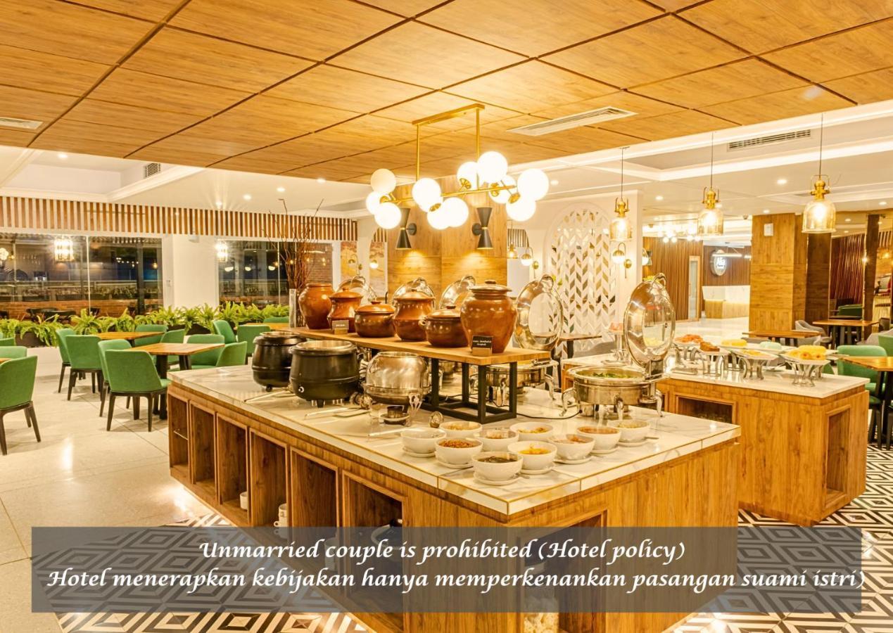 Hotel Gren Alia Cikini Giacarta Esterno foto