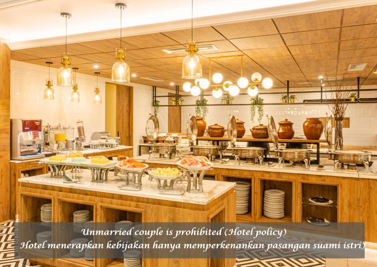 Hotel Gren Alia Cikini Giacarta Esterno foto
